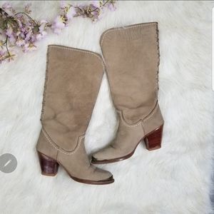 Zodiac boots